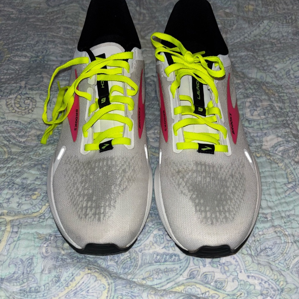 Brooks Launch 9 Running Shoes – Women’s Size [8.5]